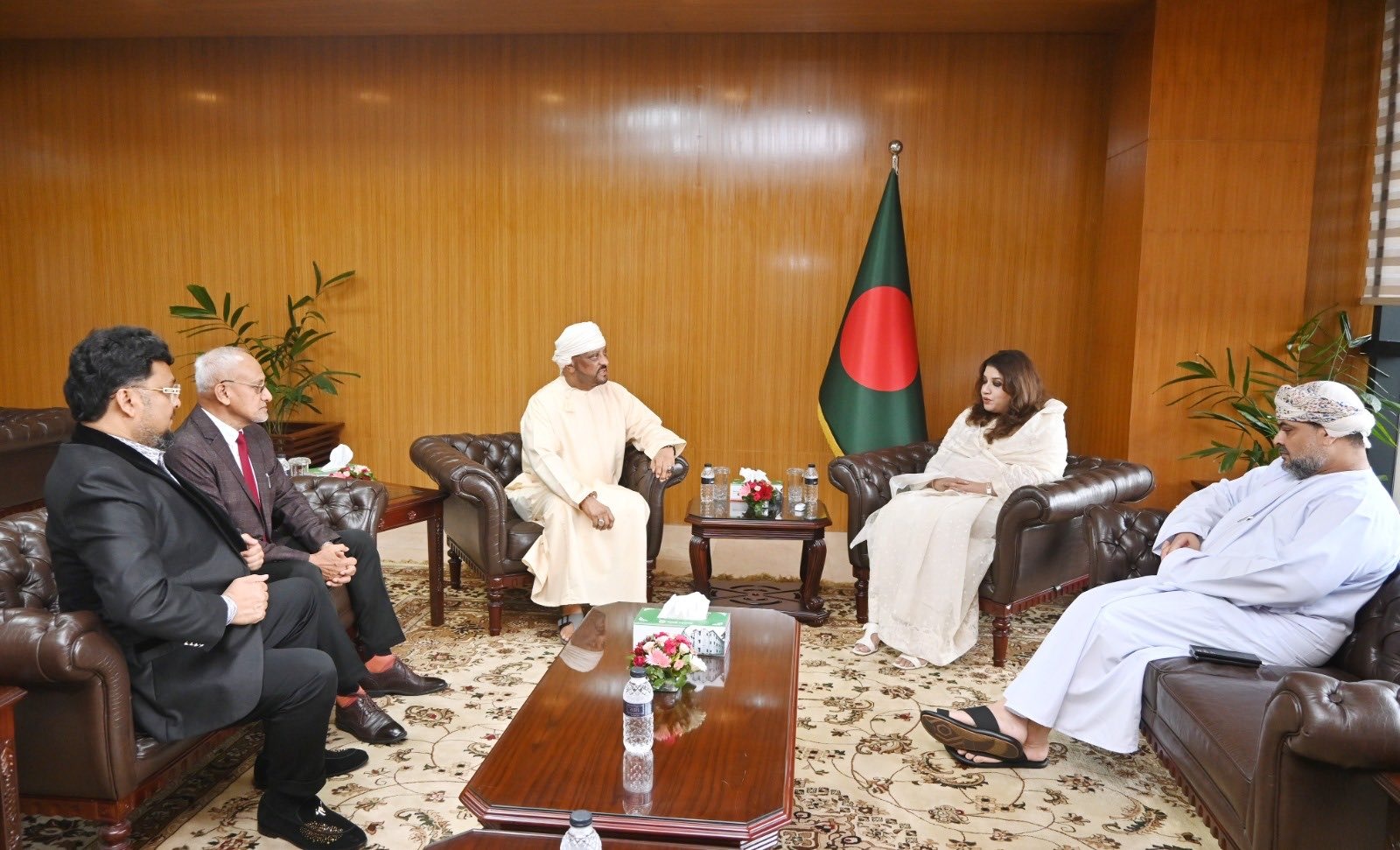 Oman Plans to Recruit 10,000 Workers from Bangladesh